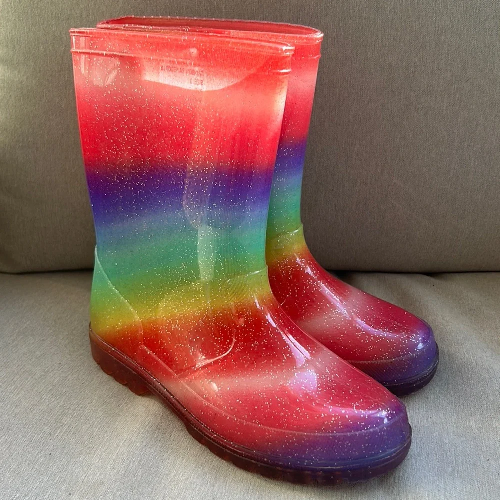 Olive & Edie Sparkling Rainbow Rainboots Girls sz 3